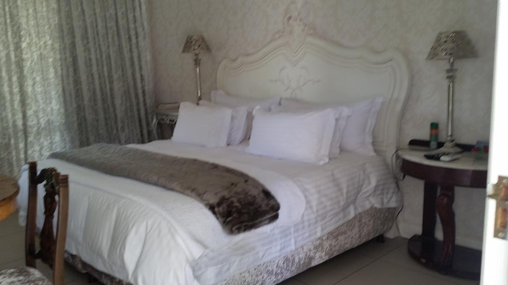 La Riviera Boutique Guesthouse & Spa Aliwal North Room photo